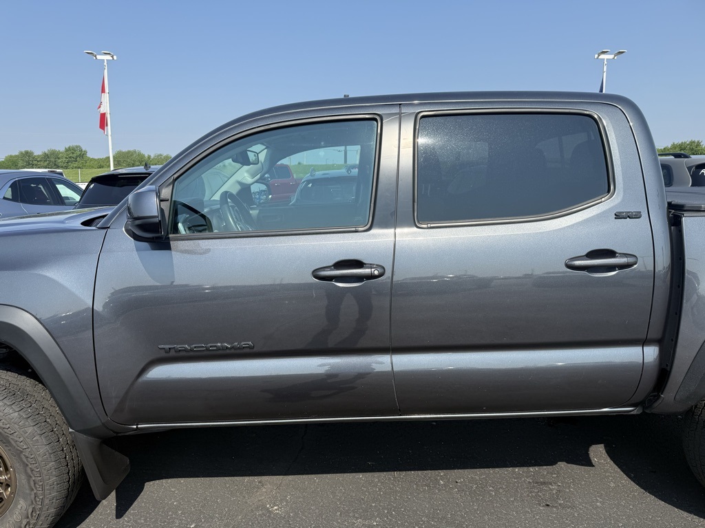 2023 Toyota Tacoma Trail Edition V6 photo 35