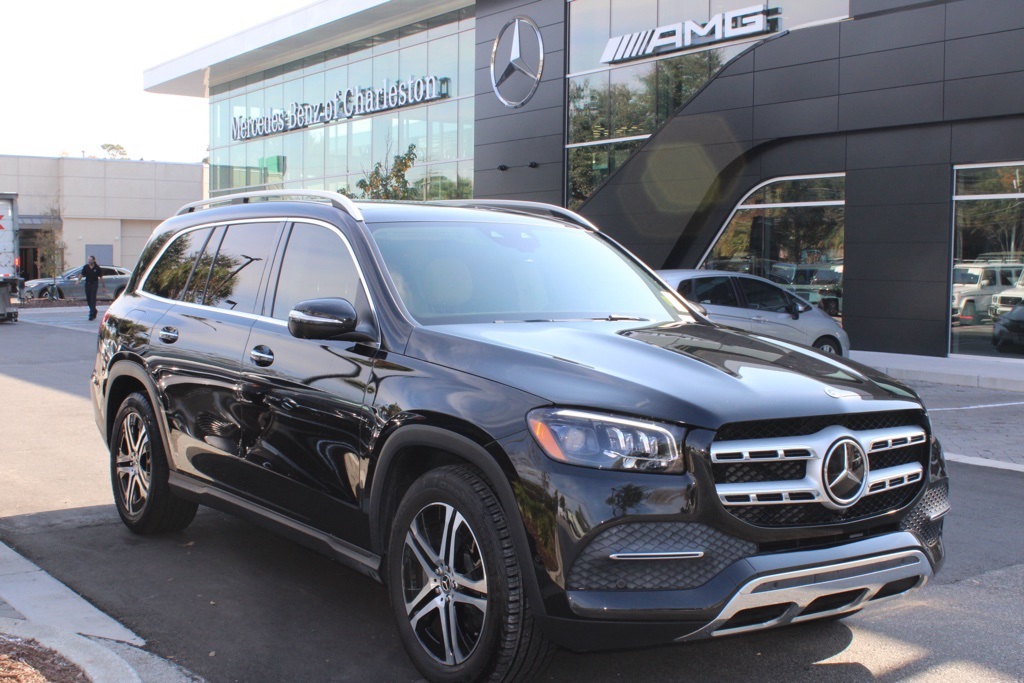 2023 Mercedes Benz GLS 450 4MATIC photo 2