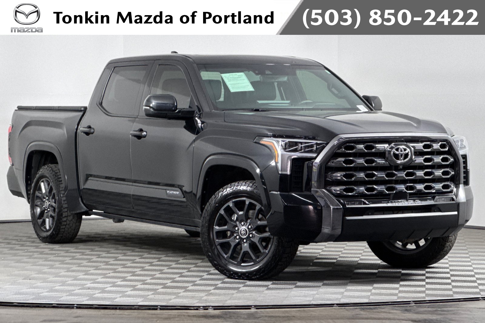 2022 Toyota Tundra Platinum's photo