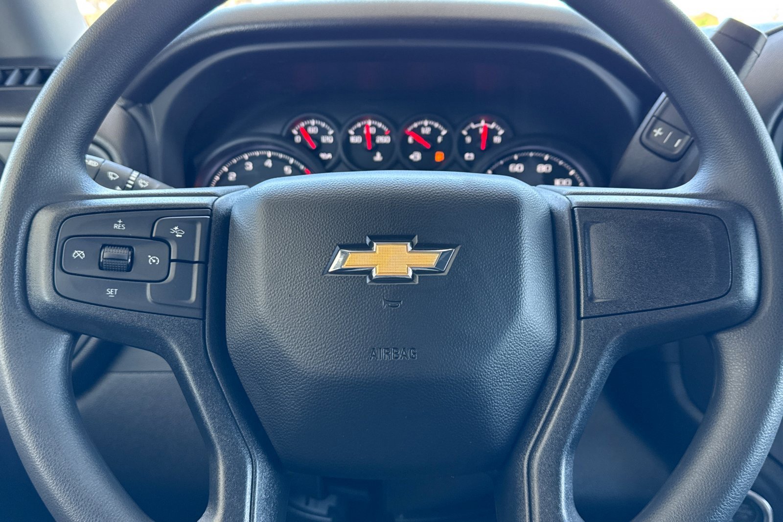 2025 Chevrolet Silverado 1500 Custom photo 21