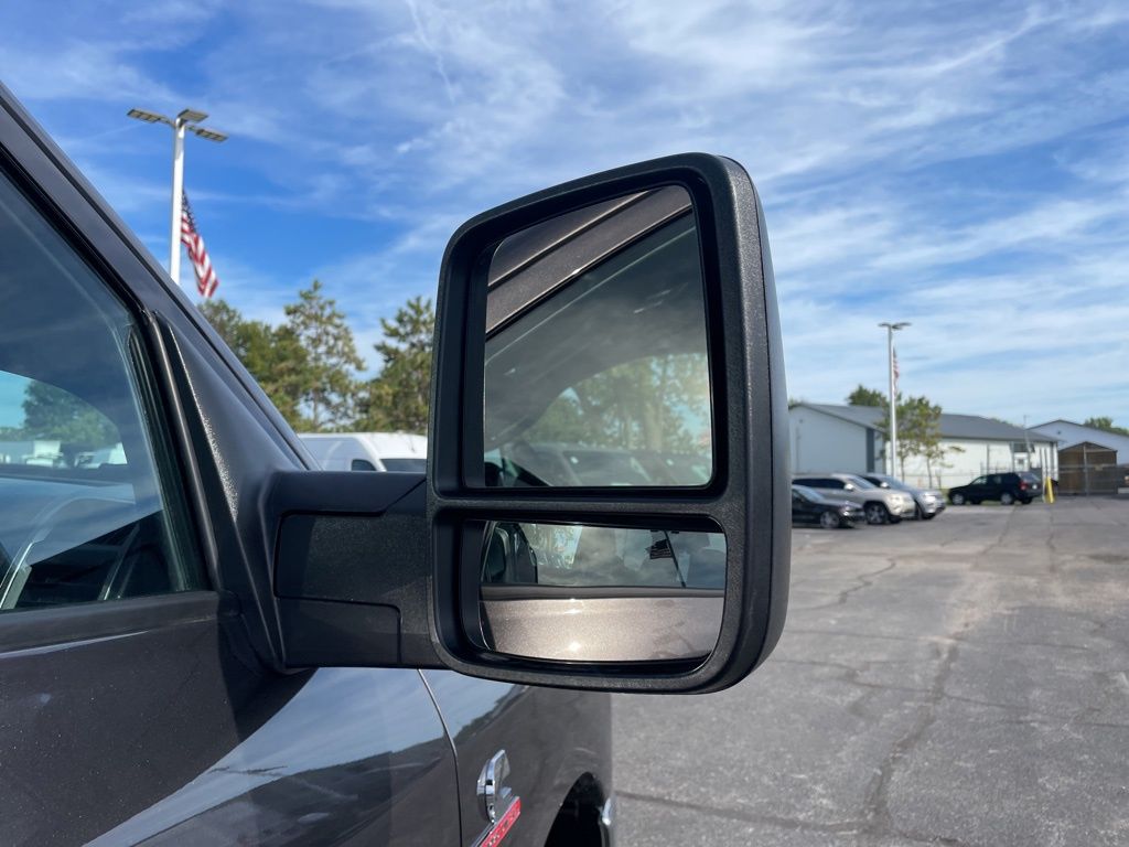 2026 Ram 2500 Tradesman photo 9