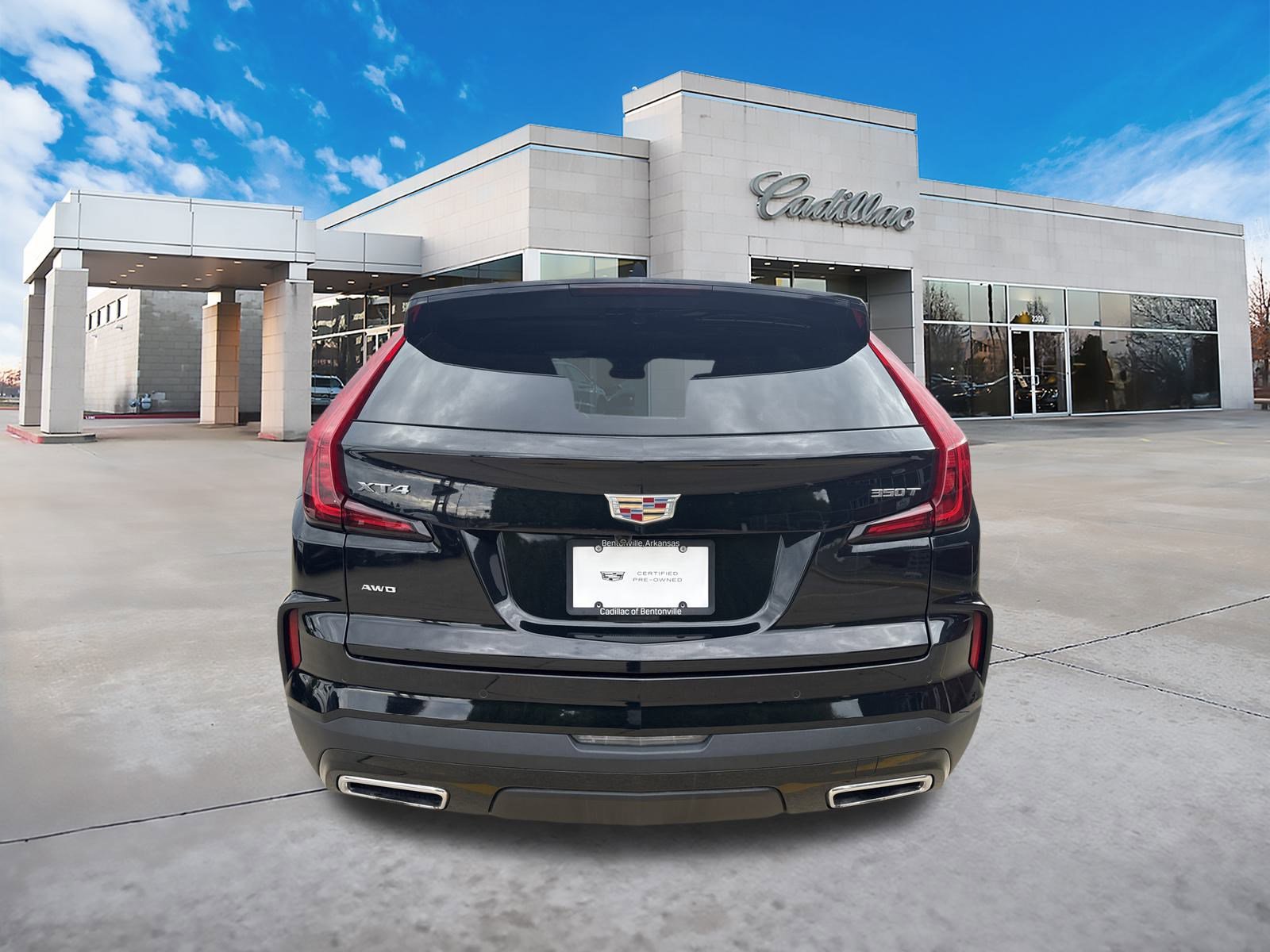 2024 Cadillac XT4 Premium Luxury photo 4