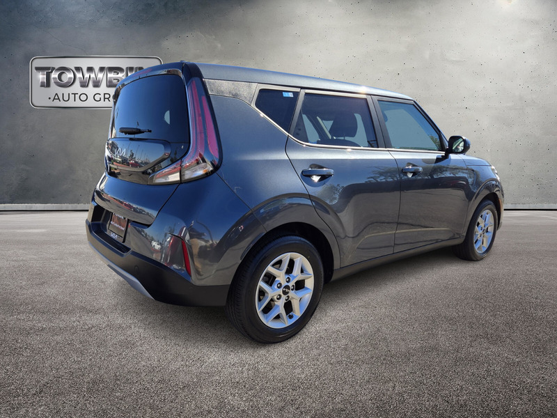 2023 Kia Soul LX S photo 4
