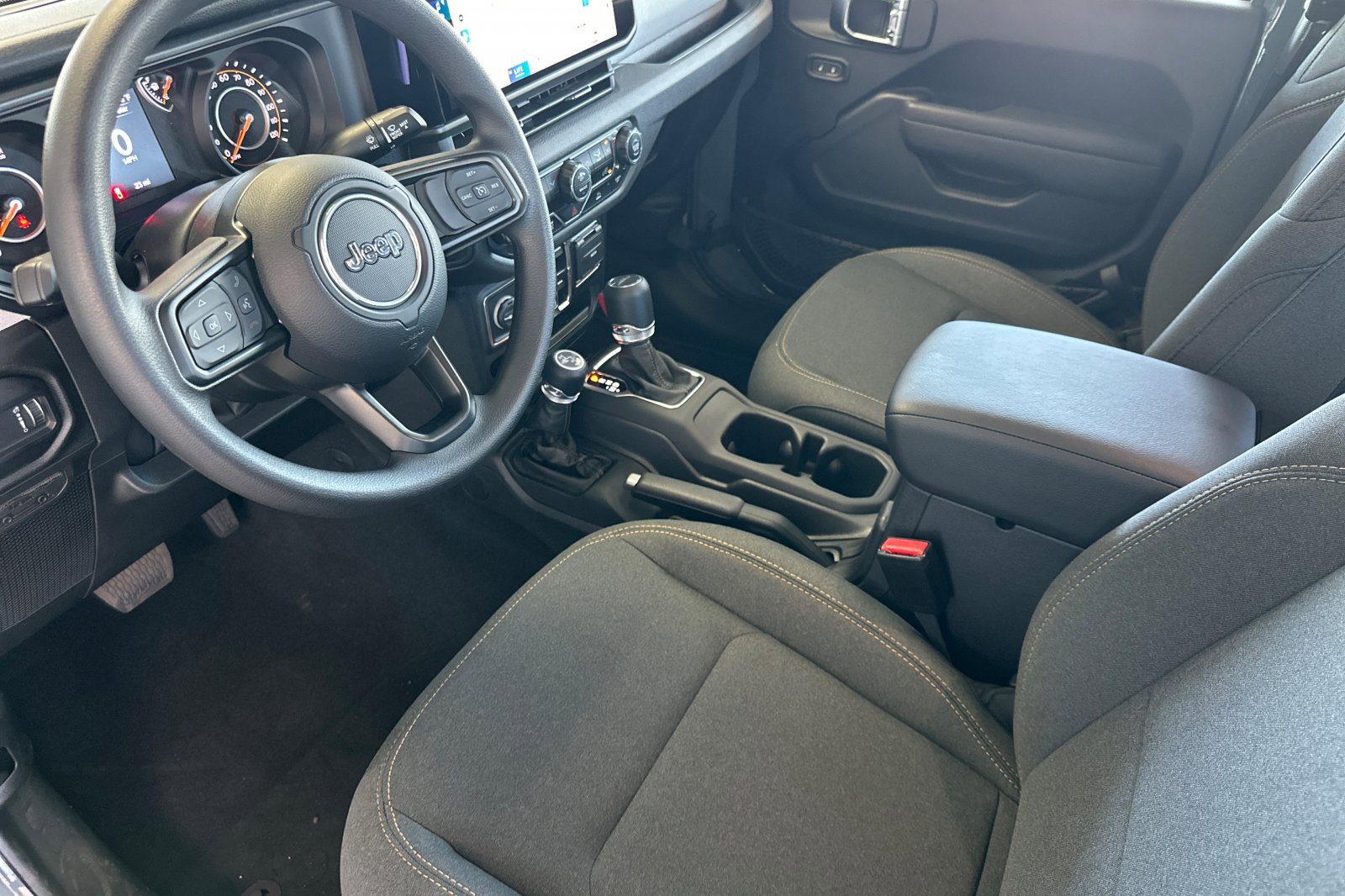 2025 Jeep Gladiator Sport photo 7