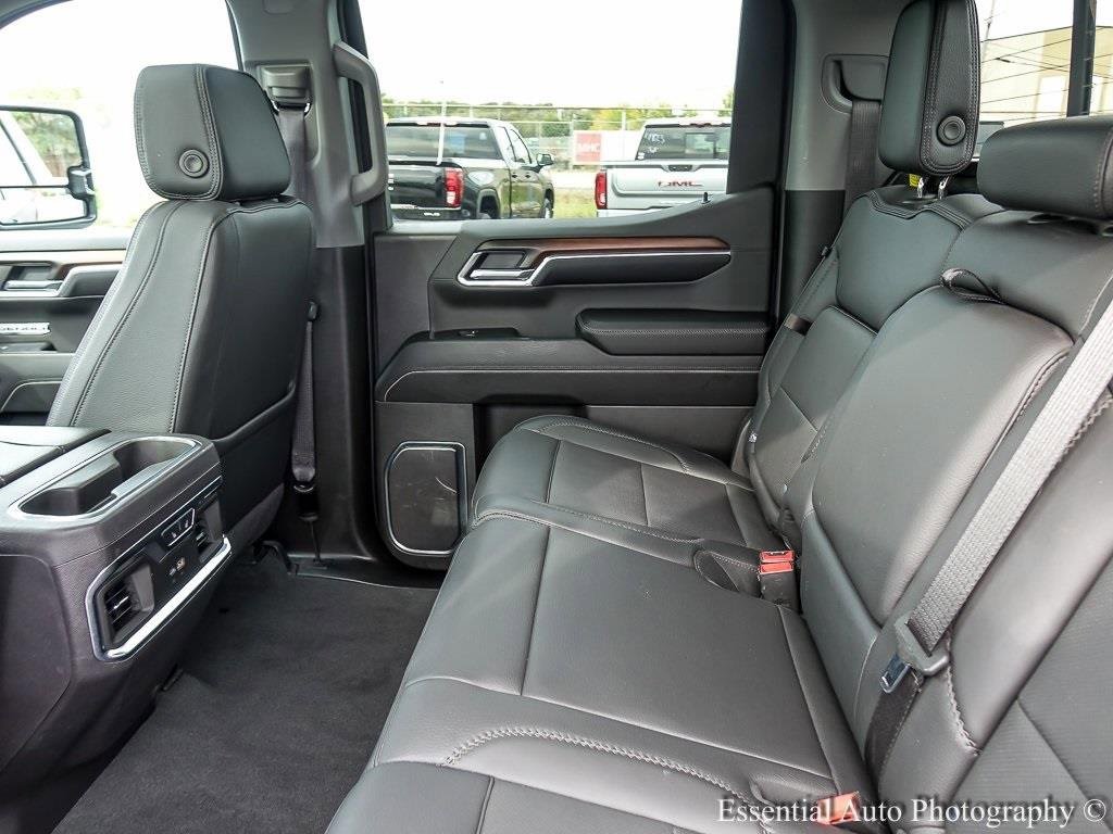2024 GMC SIERRA - Image 11