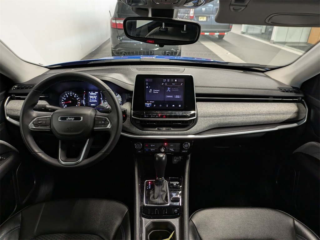 2022 Jeep Compass Latitude photo 16