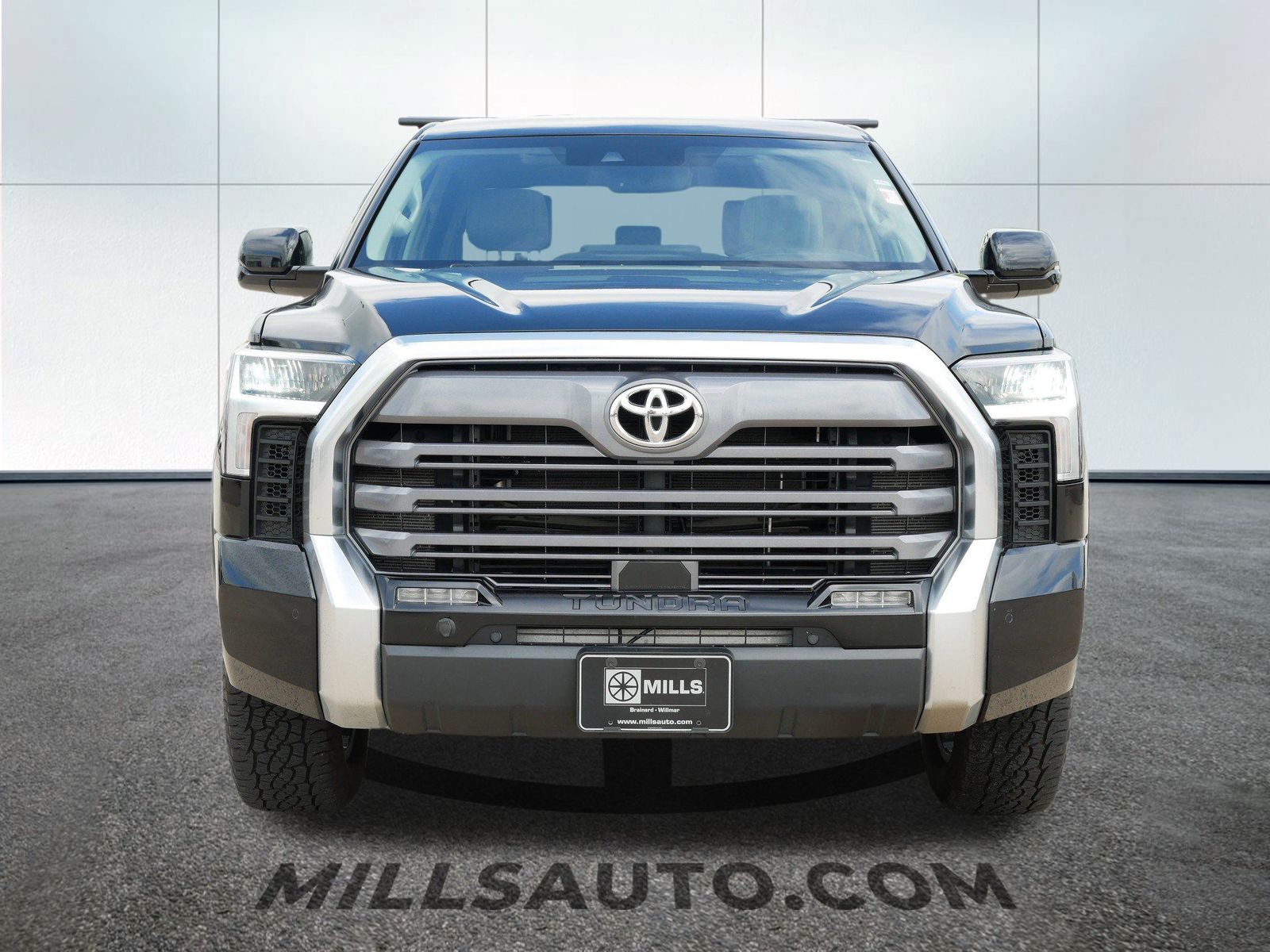 2023 Toyota Tundra Limited photo 8