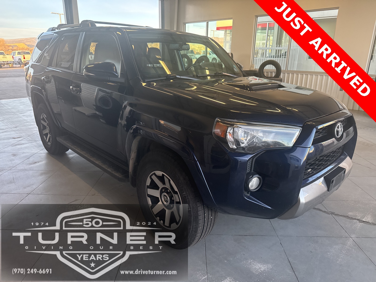 2018 Toyota 4Runner Off-Road Premium's photo