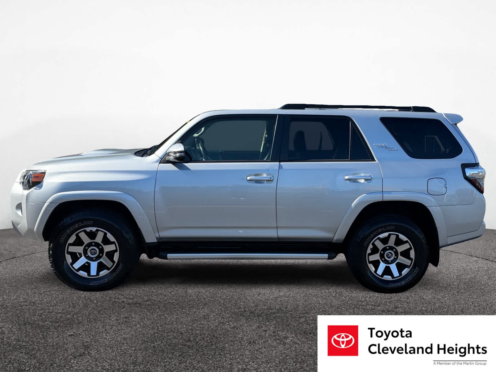 2020 Toyota 4Runner TRD Premium 4WD photo 2