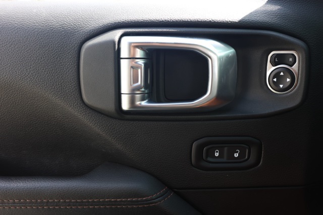 2023 Jeep Wrangler Rubicon 392 photo 22