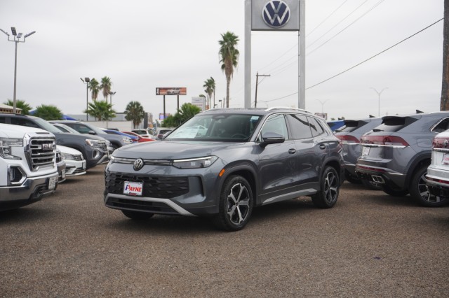 2026 Volkswagen Tiguan SE's photo