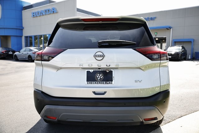 2023 Nissan Rogue SV photo 9