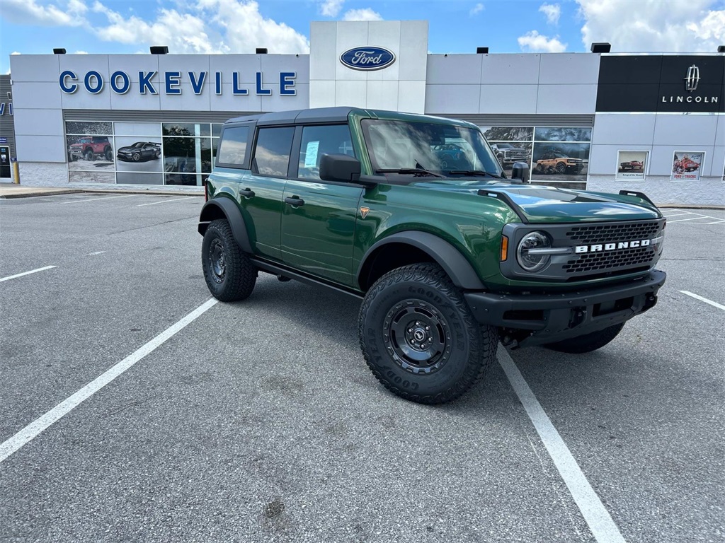 2025 Ford Bronco Badlands photo 2