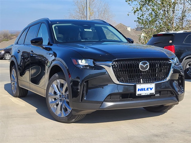 2026 Mazda CX-90 Preferred Package's photo