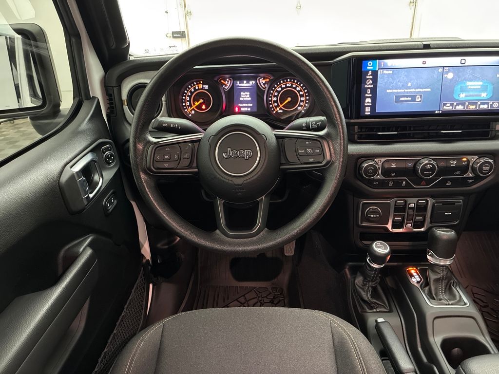 2024 Jeep Gladiator Sport photo 13