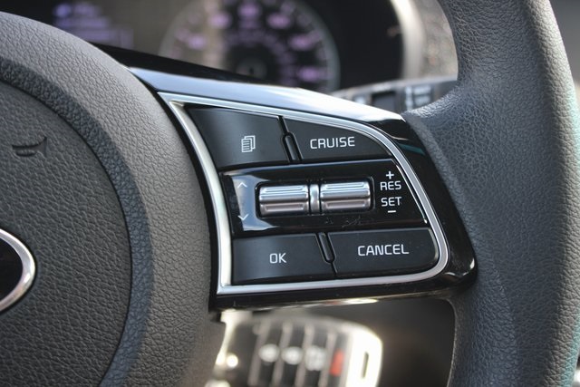 2020 Kia Optima LX photo 13