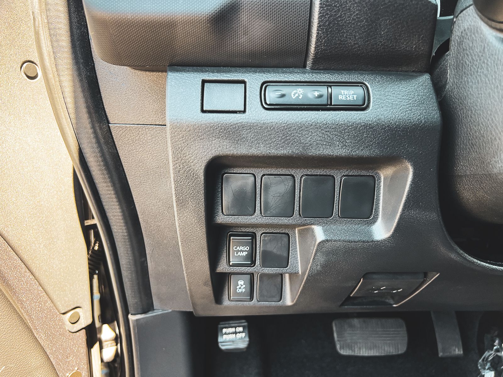 2023 Nissan Frontier SV photo 23