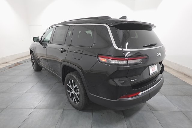 2025 Jeep Grand Cherokee Limited photo 5