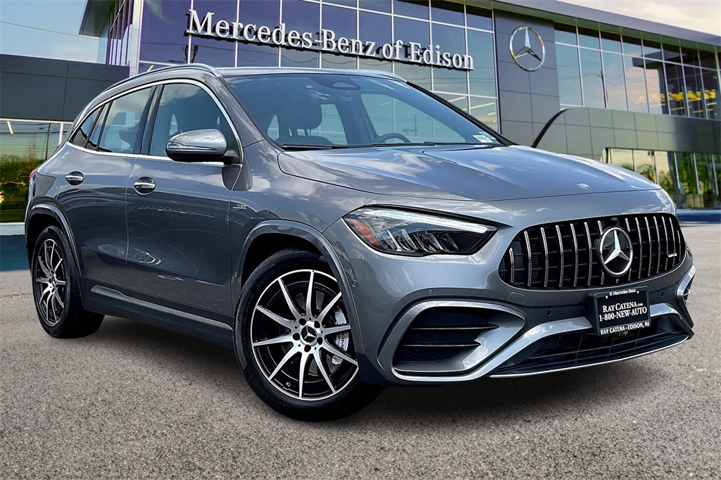 2025 Mercedes-Benz GLA GLA35 AMG's photo