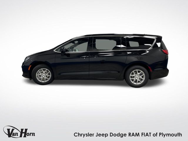 2025 Chrysler Pacifica photo 11