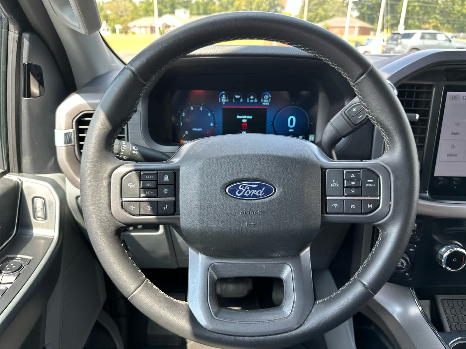 2024 Ford F-150 XLT photo 14