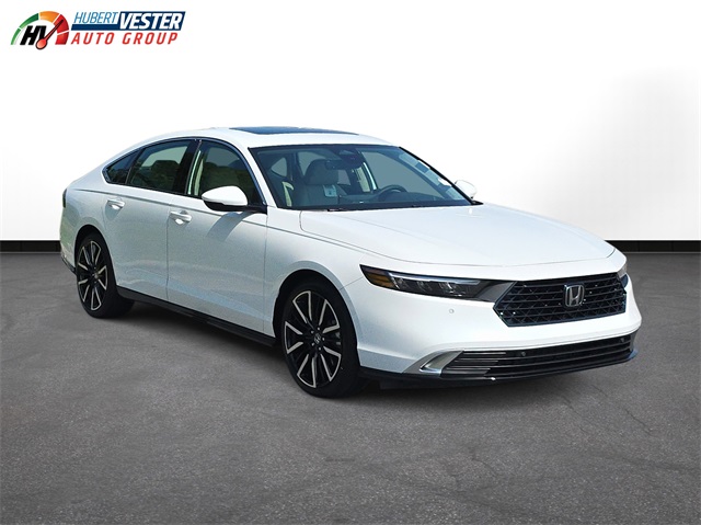 2025 Honda Accord Hybrid Touring photo 4