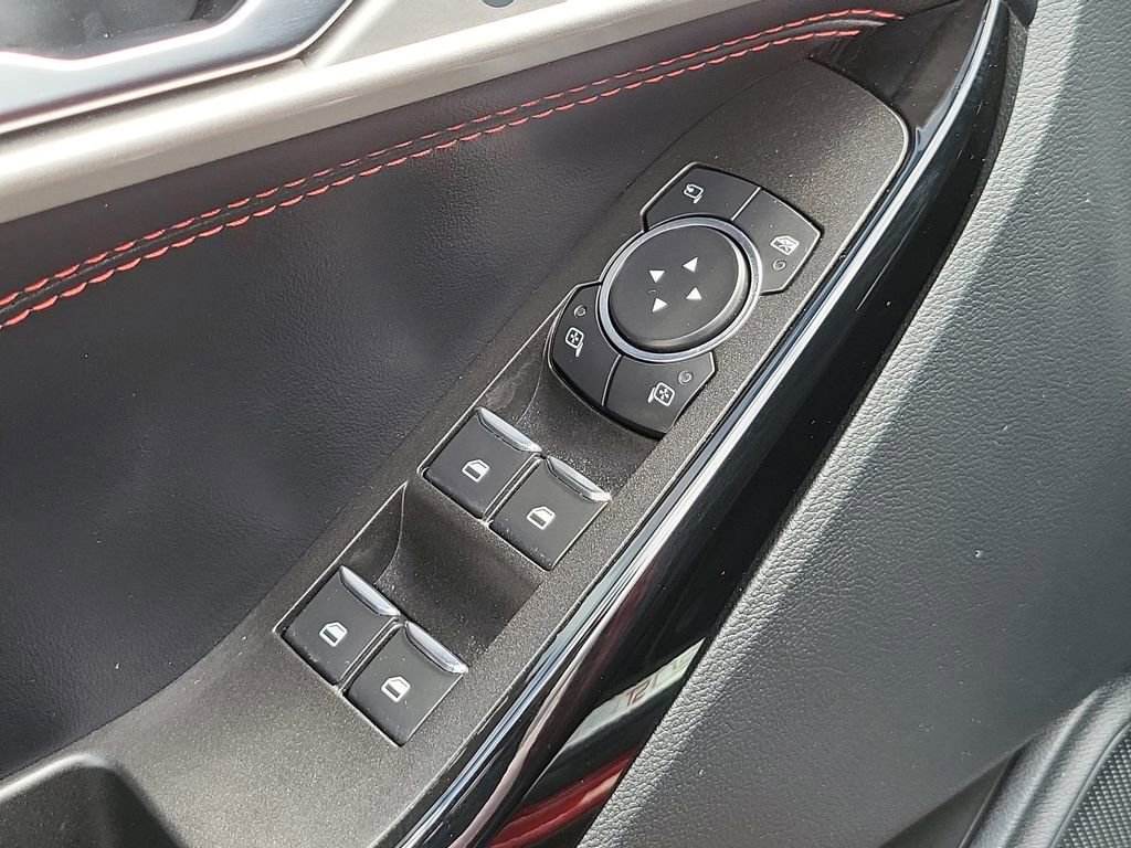 2022 Ford Explorer ST-Line photo 21