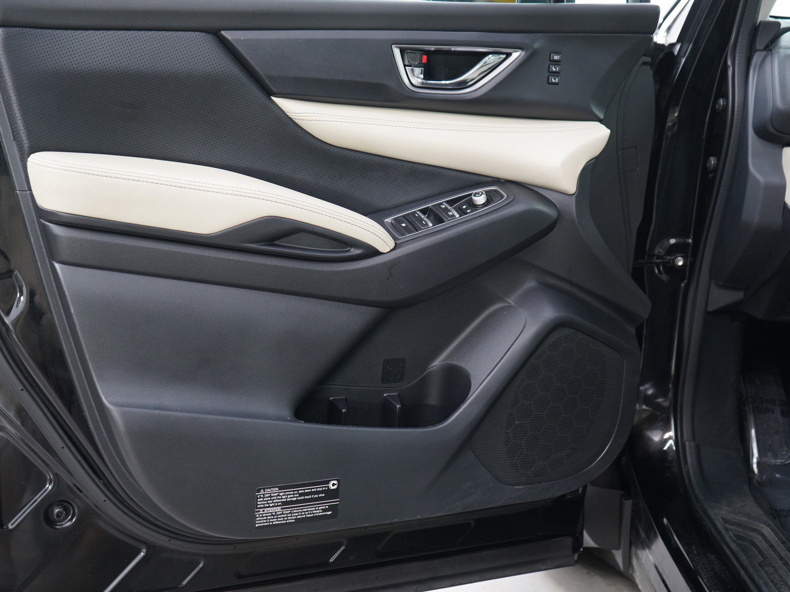 2020 Subaru Ascent Limited photo 19