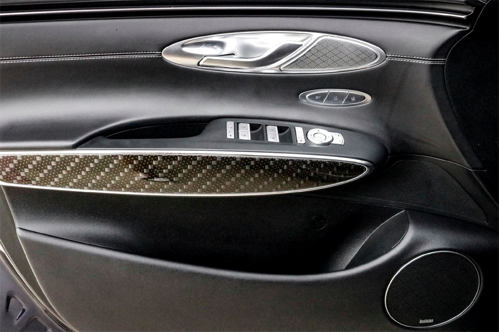 2024 Genesis GV70 3.5T Sport Prestige photo 10