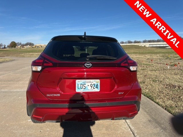 2022 Nissan Kicks SV photo 4