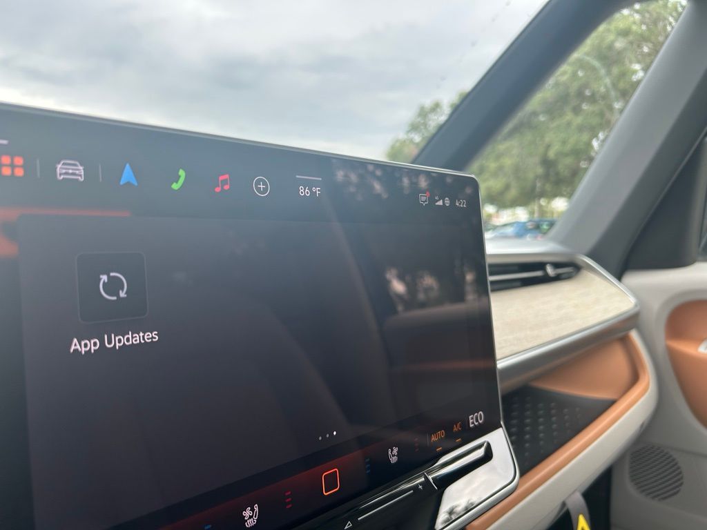 2025 Volkswagen ID. Buzz Pro Plus photo 12