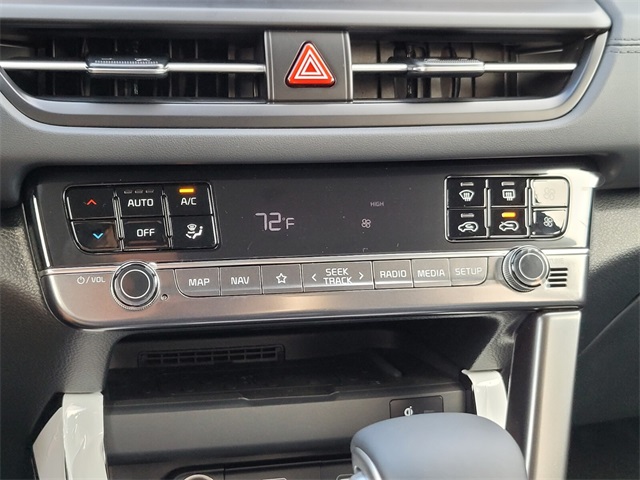 2026 Kia Seltos EX photo 16