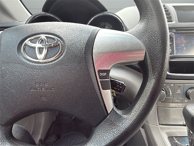 2013 Toyota Highlander Base Plus photo 11