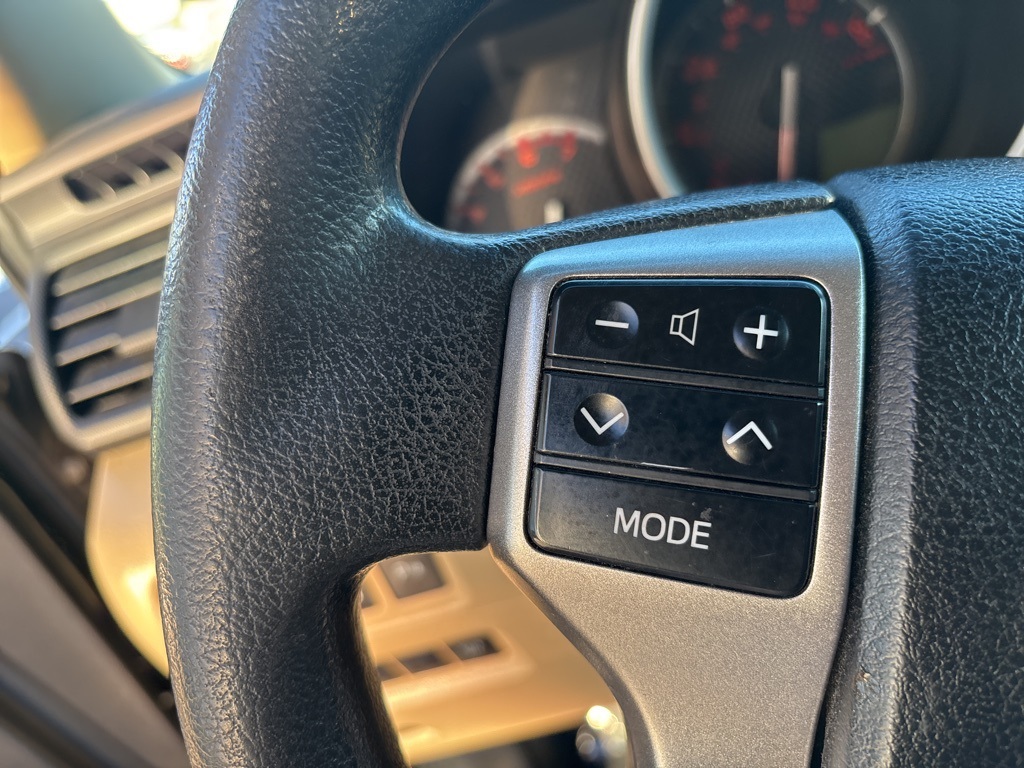 2011 Toyota 4Runner SR5 photo 22
