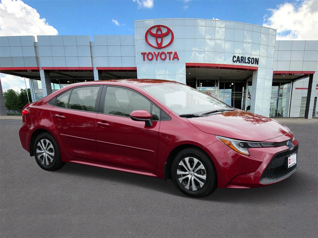 Used 2022 Toyota Corolla LE with VIN JTDEAMDEXNJ061325 for sale in Minneapolis, Minnesota