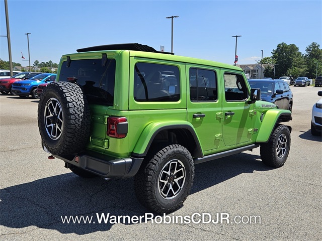 2025 Jeep Wrangler Rubicon photo 12