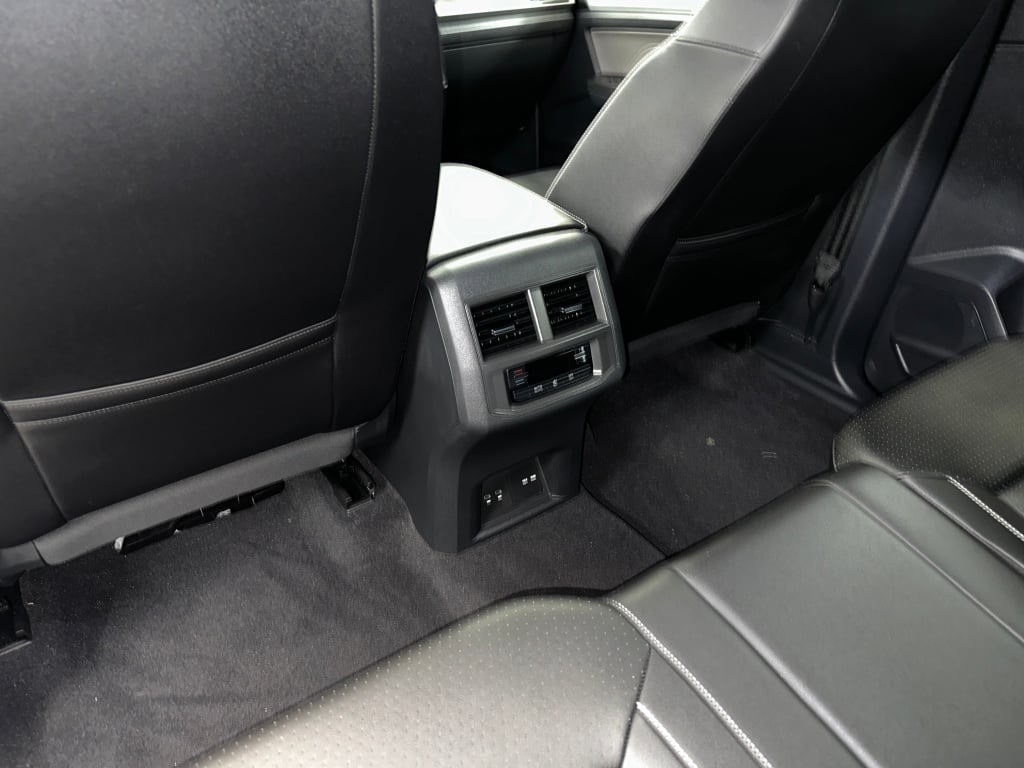 2023 Volkswagen Atlas V6 SE Technology photo 14