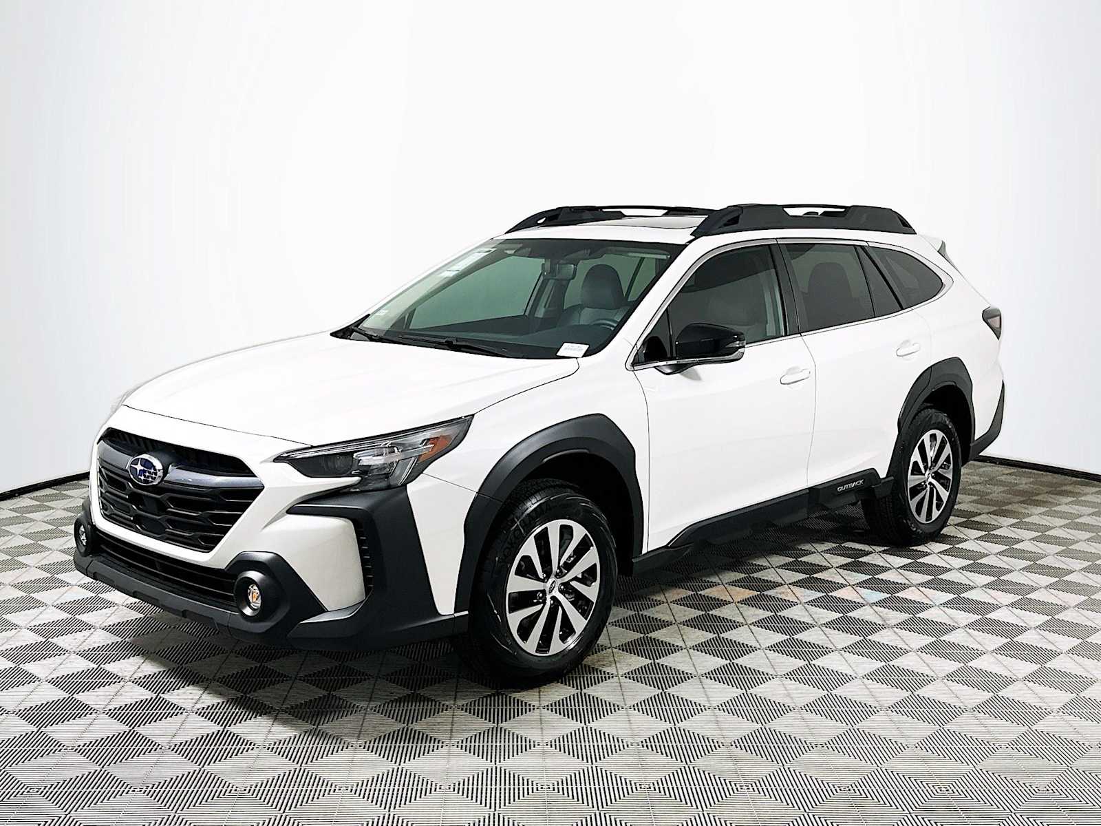 2025 Subaru Outback Premium photo 3