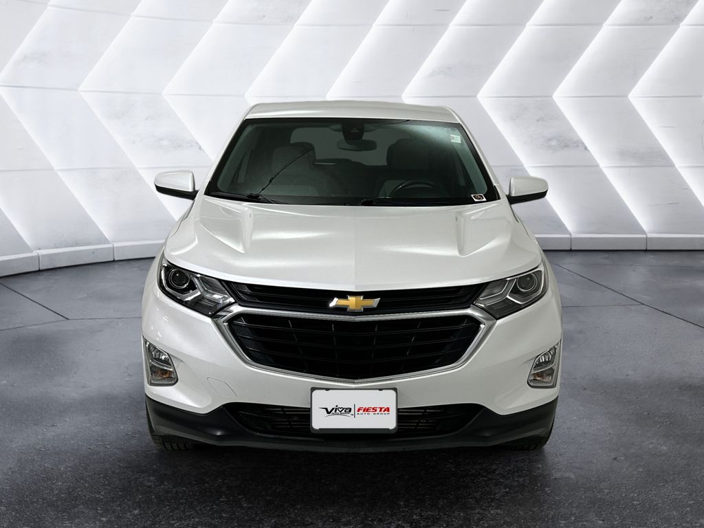 2020 Chevrolet Equinox LT photo 2