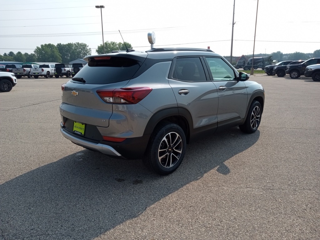 2024 Chevrolet Trailblazer LT photo 7