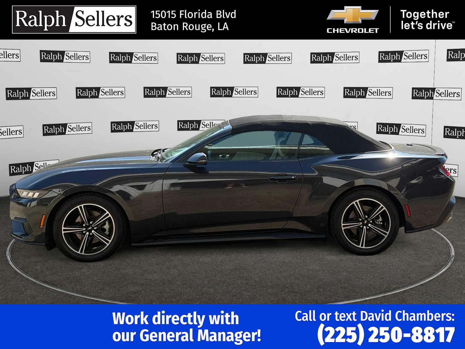 2024 Ford Mustang EcoBoost photo 3