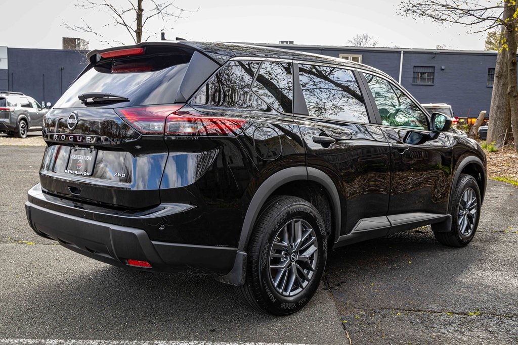 2024 Nissan Rogue S AWD photo 6