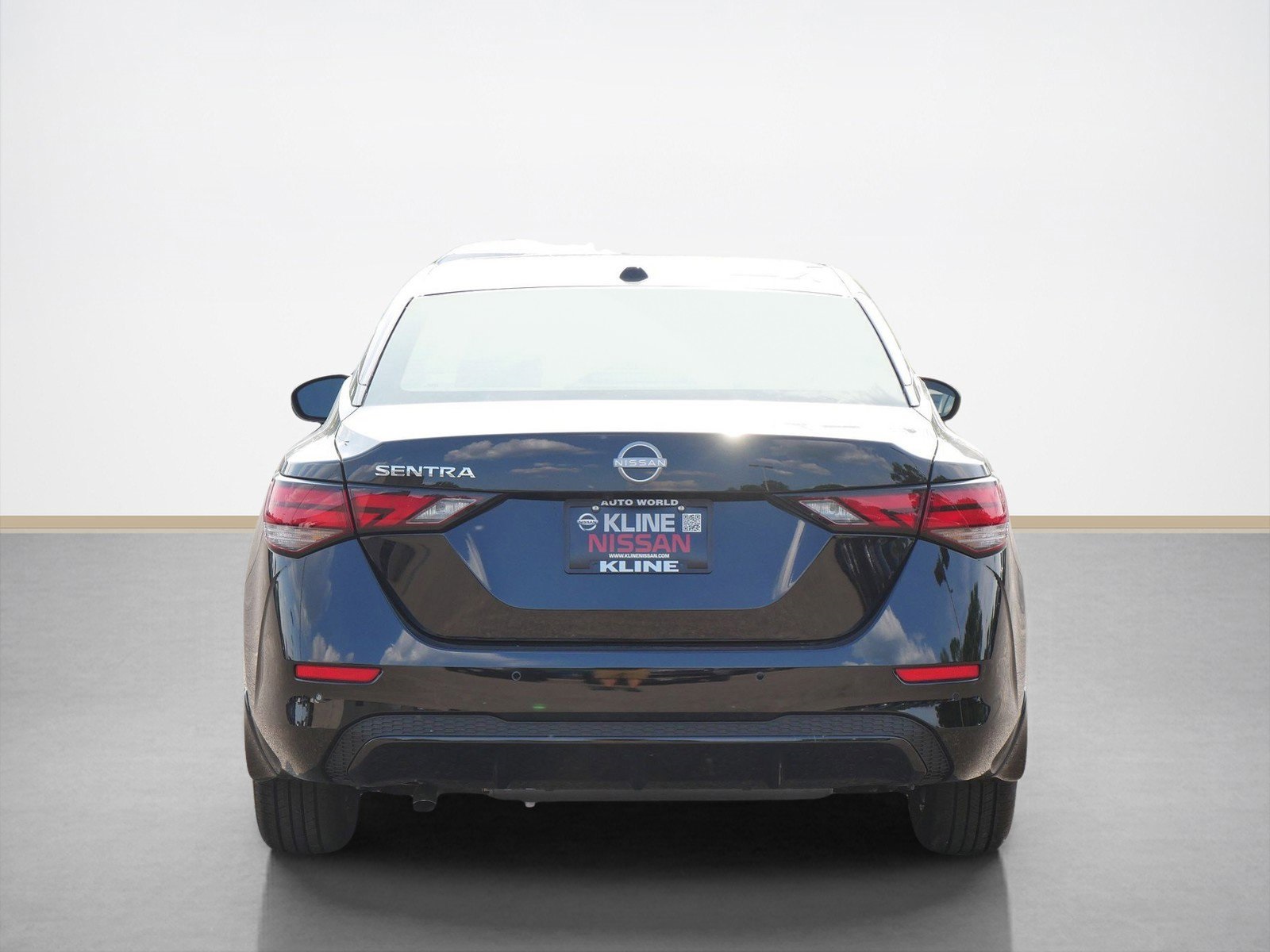 2025 Nissan Sentra SV photo 3