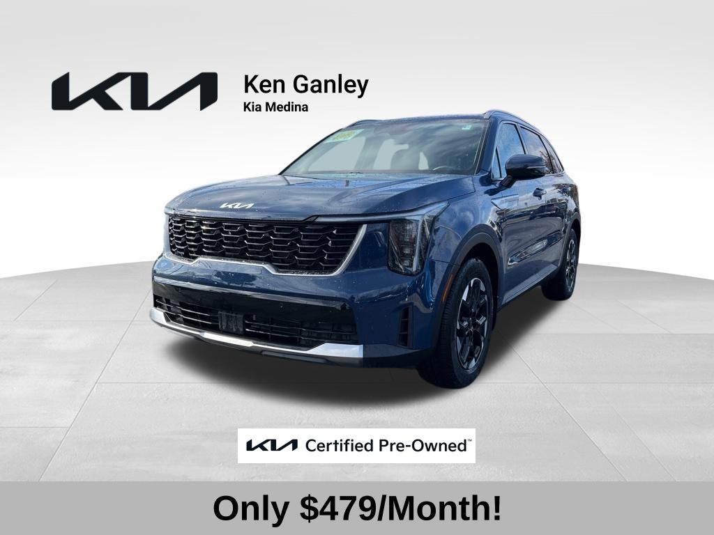 2025 Kia Sorento S photo 2