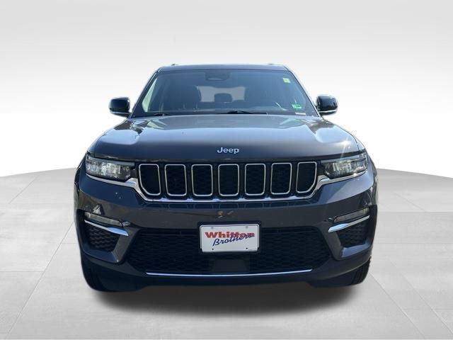 2023 Jeep Cherokee 4xe photo 13