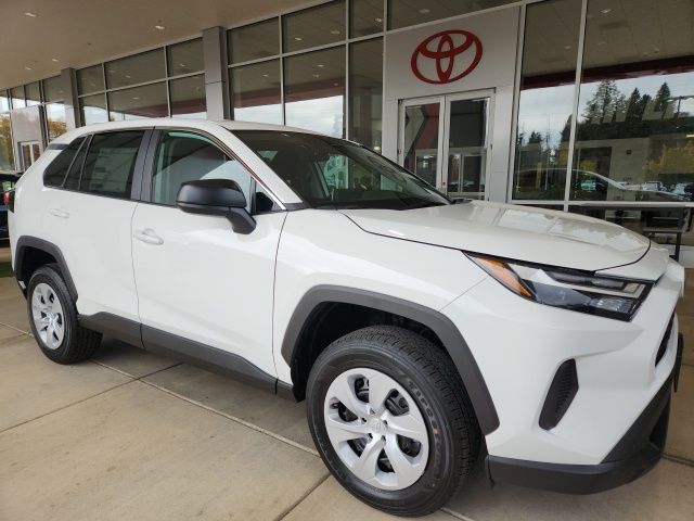 2025 Toyota RAV4 LE photo 2