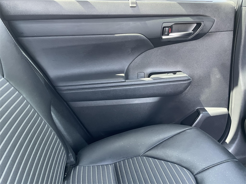 2024 Toyota Highlander XSE photo 14