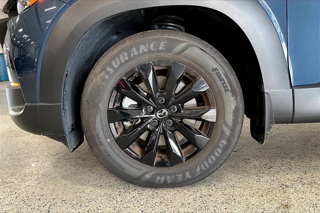 2025 Mazda CX-50 2.5 Select photo 7