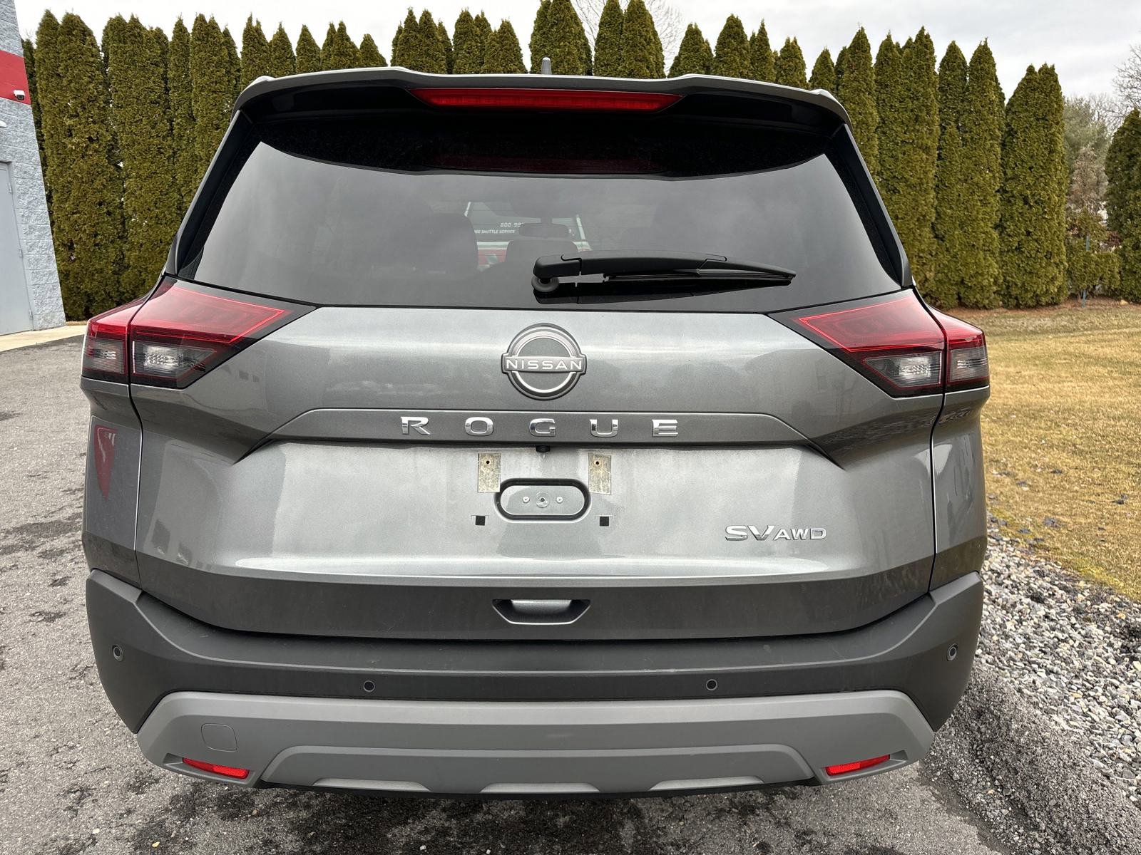 2023 Nissan Rogue SV photo 4