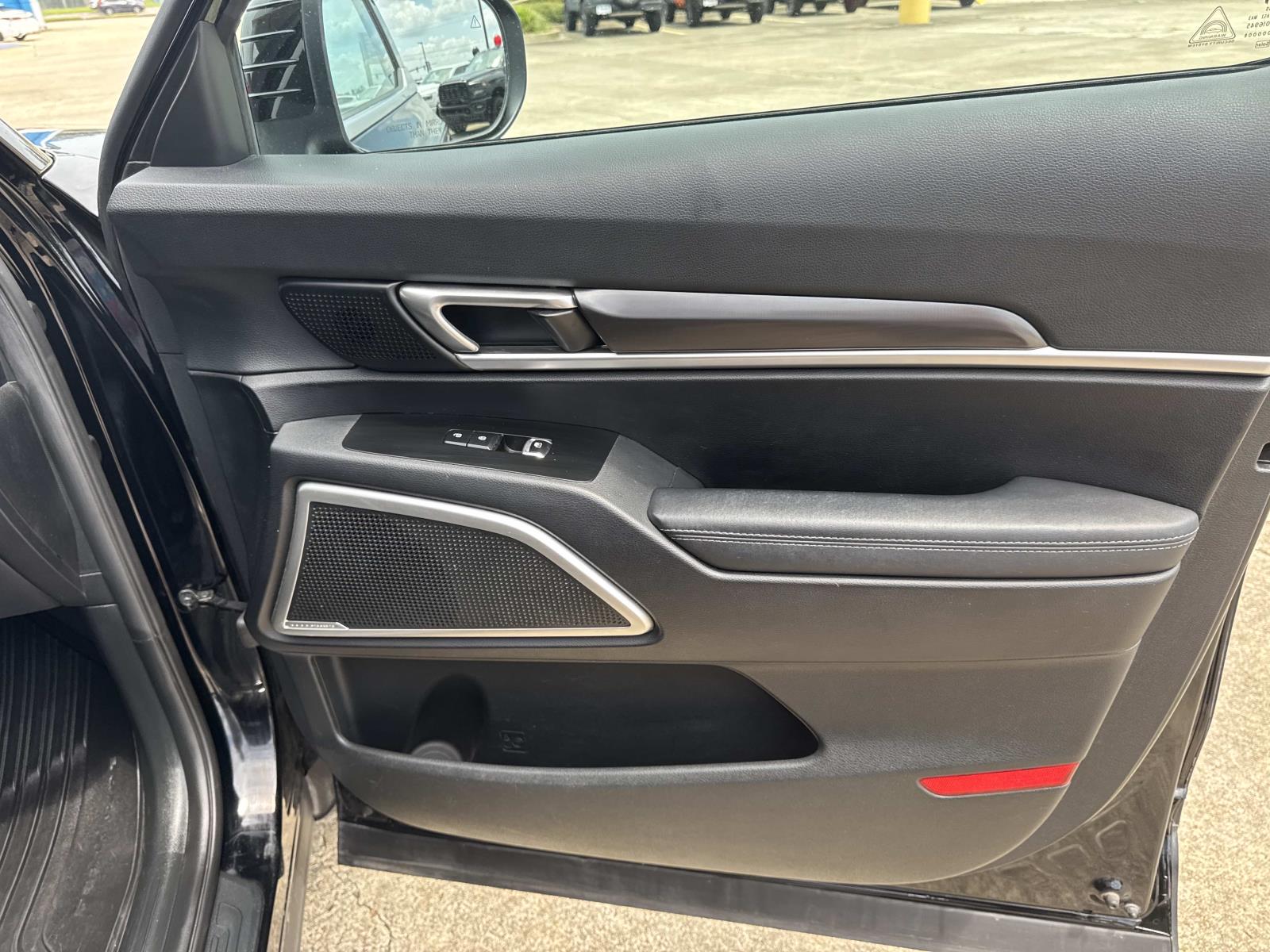 2023 Kia Telluride LX photo 12